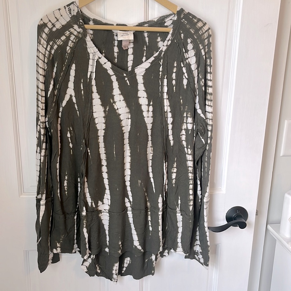 Knox Rose Size L Raw Hem Ribbed Tie-Dye Top